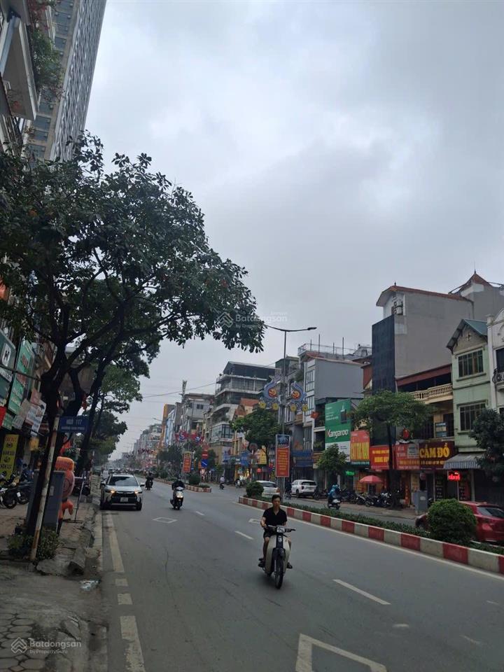 Mặt phố vạn phúc hà đông 55m, không lỗi gì, kinh doanh sầm uất ngày đêm. hiếm nhà bán, cạnh chợ