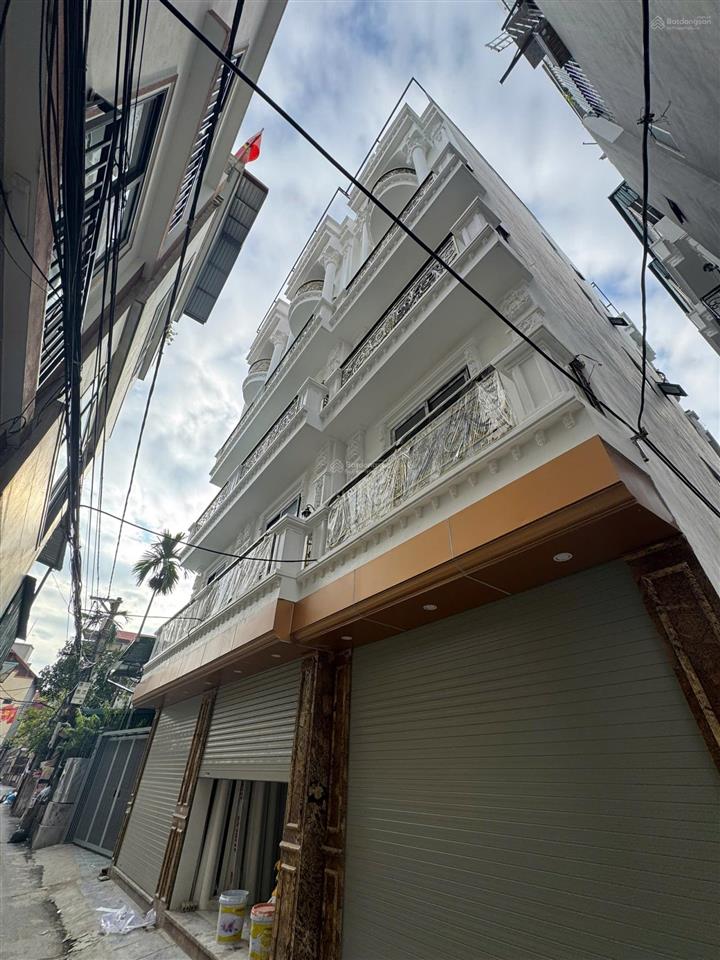 Nhà xây mới 5,5t thang máy,ô tô qua, kdoanh tốt tại yên nghĩa cạnh kđt đô nghĩa, cv cây đàn. 8,8 tỷ