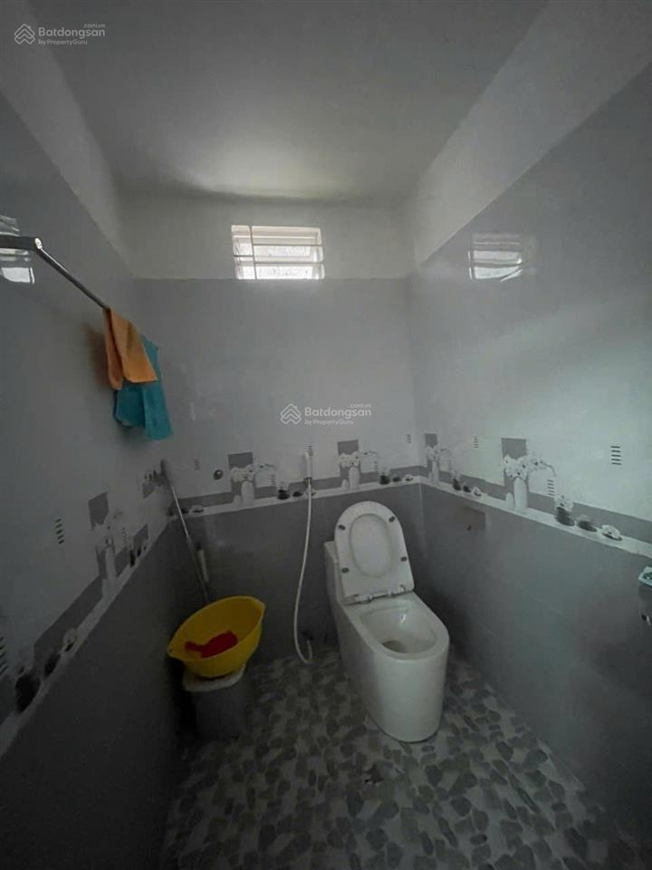 Mặt tiền nguyễn công trứ  đối diện quảng trường bảo lộc  1 trệt, 2 lầu, 6pn. giá hạ còn 28 tỷ