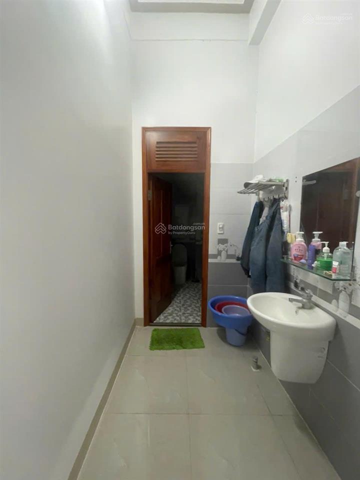 Mặt tiền nguyễn công trứ  đối diện quảng trường bảo lộc  1 trệt, 2 lầu, 6pn. giá hạ còn 28 tỷ