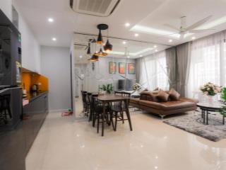 Bán căn sky central 3pn full nội thất diện tích 98m2 giá 8 tỷ.  0961 995 ***