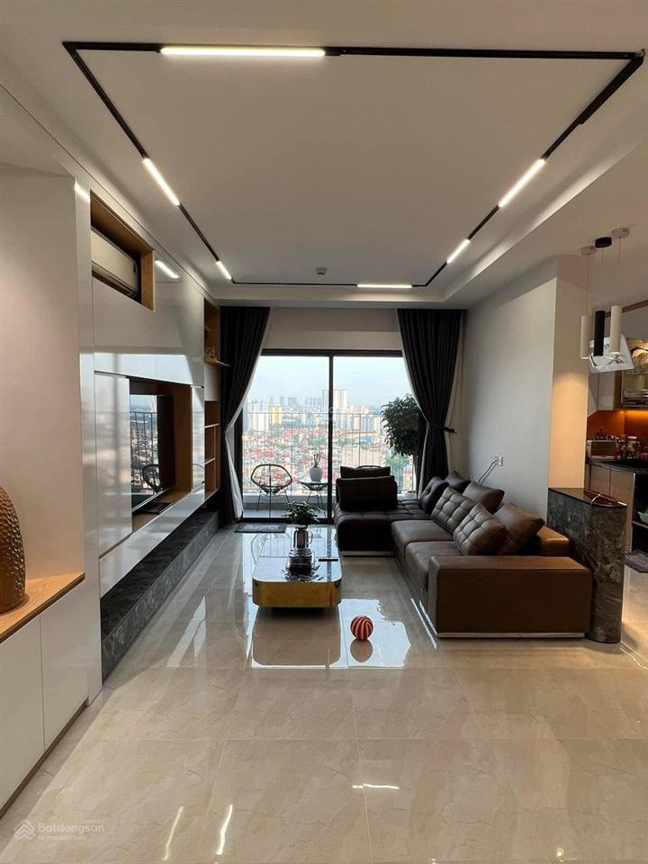 Bán căn helios 2pn giá chỉ 5,x tỷ.  0961 995 ***