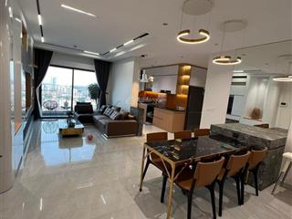 Bán căn helios 2pn giá chỉ 5,x tỷ.  0961 995 ***