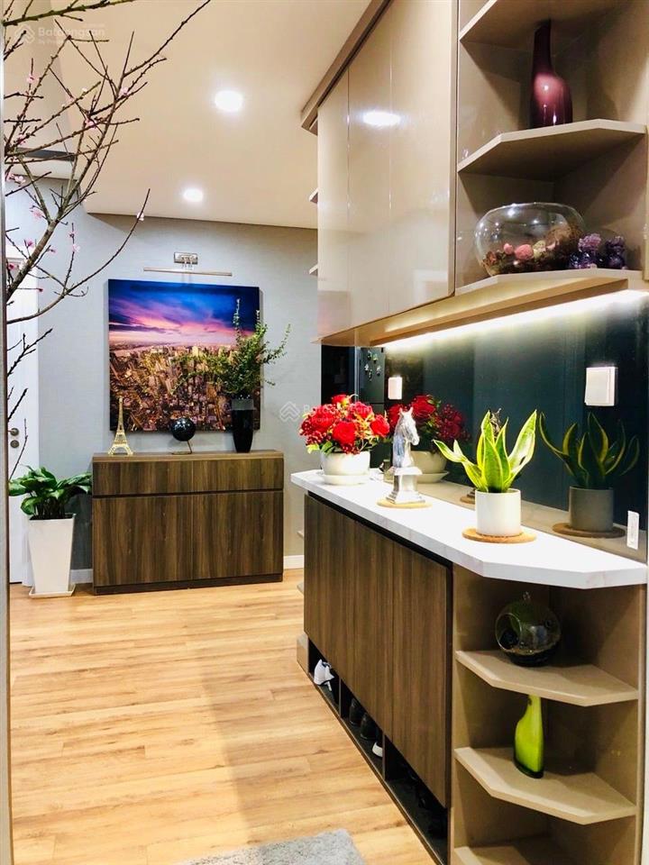 Bán căn rose town 2pn full nội thất hiện đại, diện tích 72m2 đã sẵn sổ, giá 4,8 tỷ