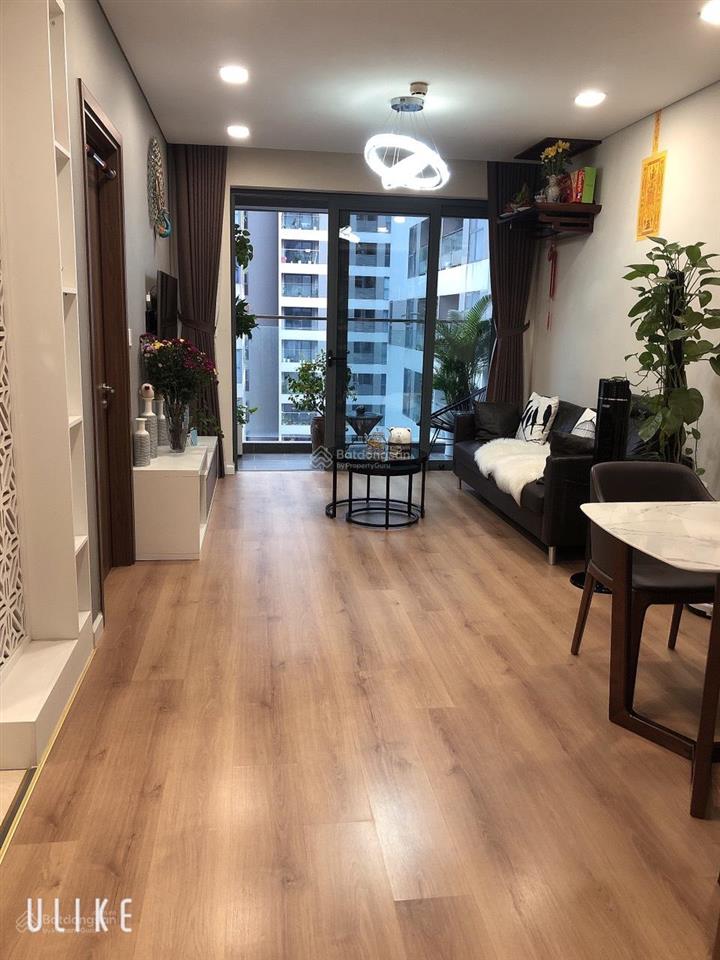 Bán căn 90 nguyễn tuân 2pn hướng mát ban công đông nam giá 6 tỷ, còn thương lượng