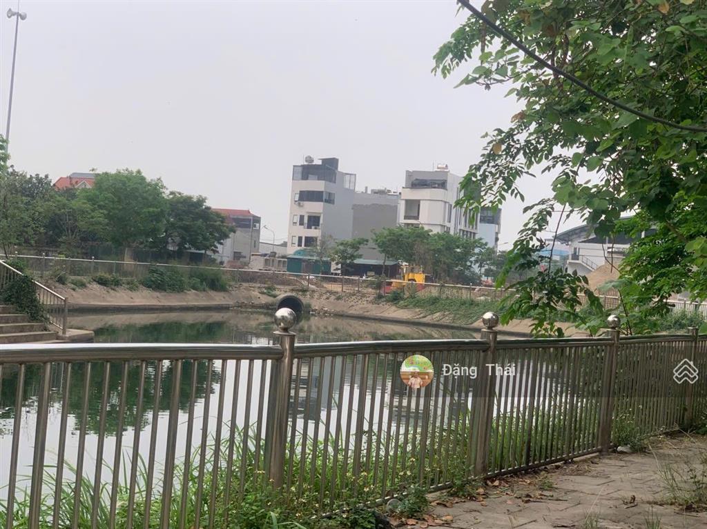 Siêu phẩm mai lâm  view hồ  vỉa hè  kinh doanh đỉnh