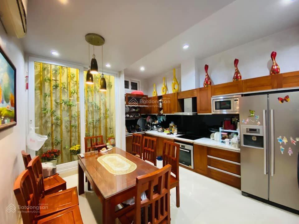 Chính chủ cần cho thuê gấp nhà đào tấn, dt 45m2 x 5 tầng, mặt tiền 4,5m, đủ đồ. gía 13tr/th