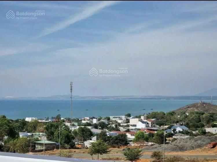Bán gấp giá ngộp 1.4 tỷ/nền đất sổ đỏ queen pearl mũi né view biển