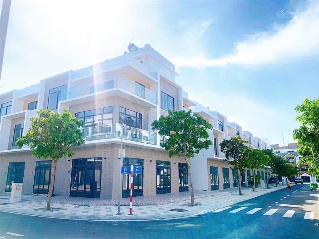 Bán nhà phố liền kề barya citi, 3.25 tỷ, 95m2, đẹp, nhiều tiện ích