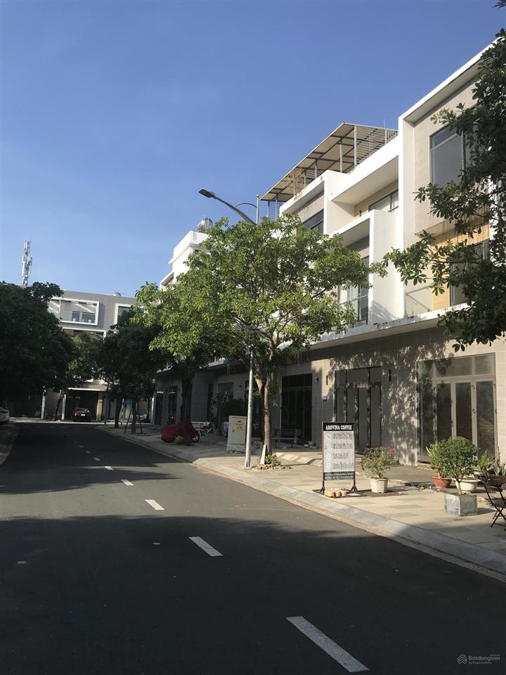 Chủ kẹt cần ra gấp chỉ 3,2 tỷ! nhà phố barya citi long toàn, tp. bà rịa