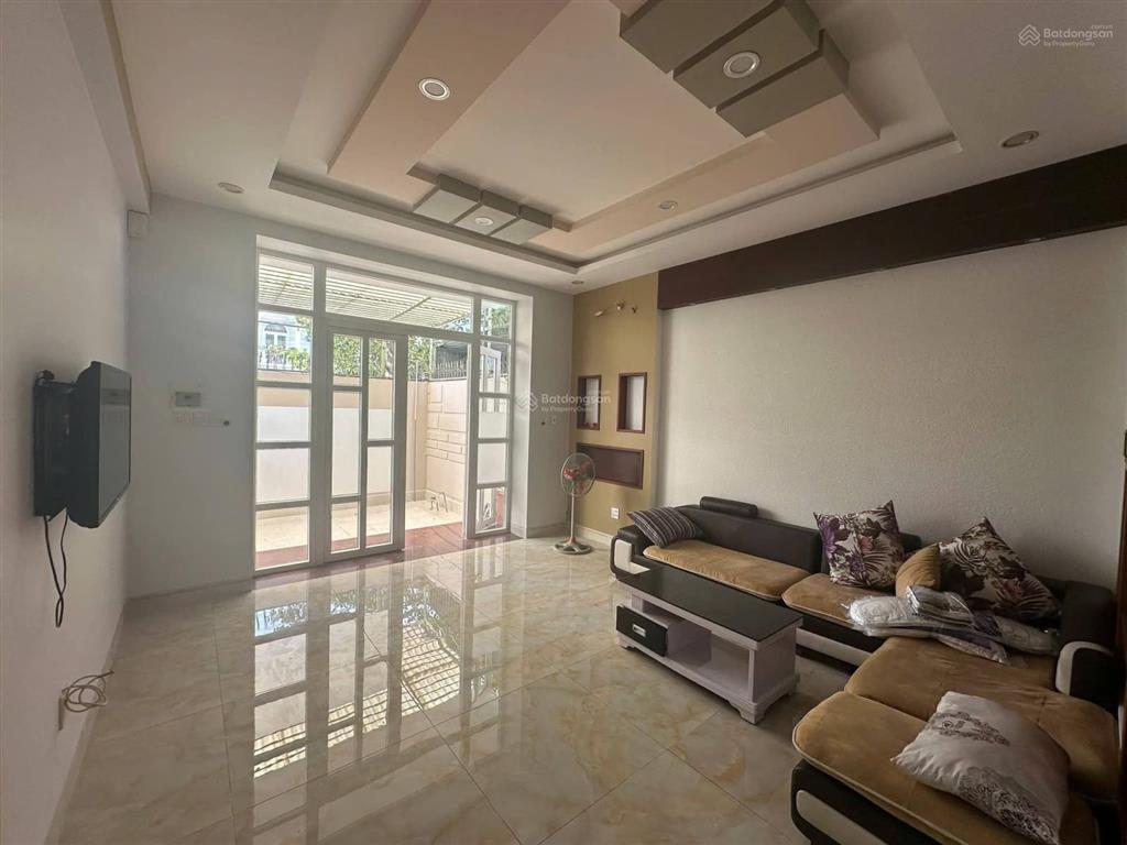 Cho thuê văn biệt thự mới đầy đủ nội thất đường đào duy tùng  tt tp phan thiết gần siêu thị lotte