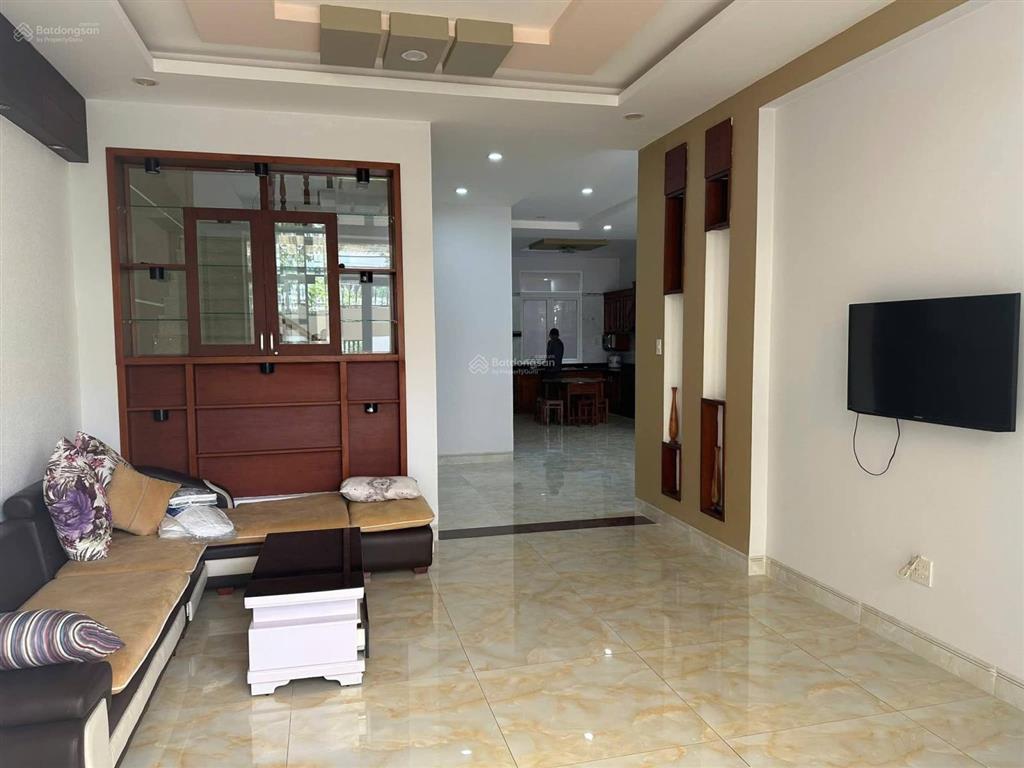 Cho thuê văn biệt thự mới đầy đủ nội thất đường đào duy tùng  tt tp phan thiết gần siêu thị lotte
