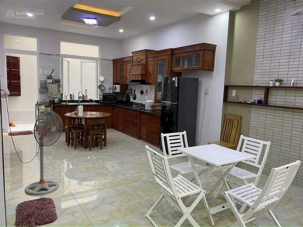 Cho thuê văn biệt thự mới đầy đủ nội thất đường đào duy tùng  tt tp phan thiết gần siêu thị lotte