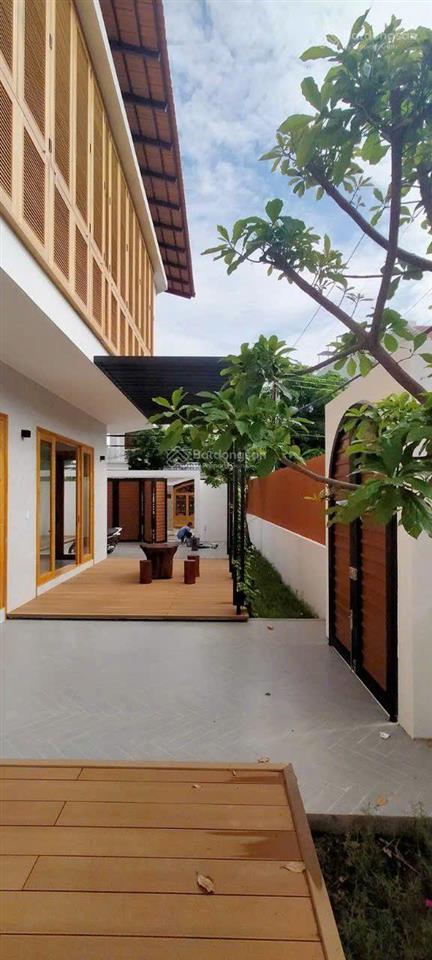 Cho thuê căn homestay mặt tiền nhựa mai thúc loan  phú thủy  gần biển tp. phan thiết