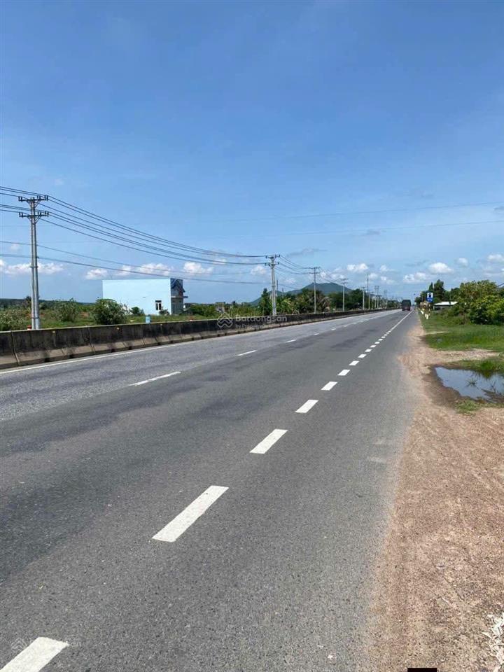 Cần bán lô đất 2ha2 mặt tiền ql1a xã hồng sơn  huyện hàm thuận bắc  bình thuận cũ