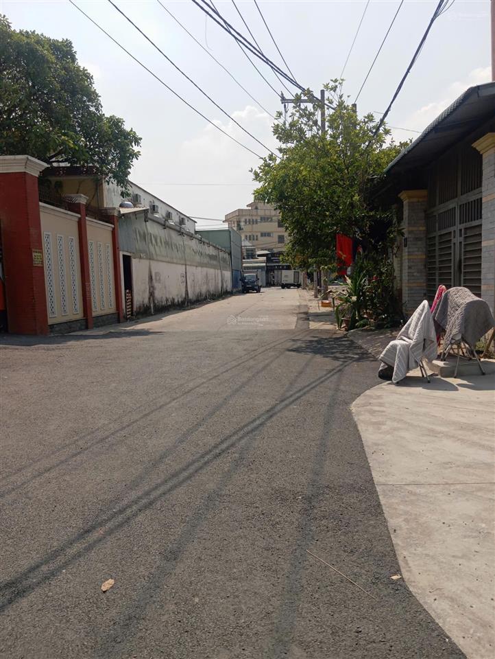 Cách nguyễn ảnh thủ 1km  khu vực này thì tiện ích khỏi bàn cãi.