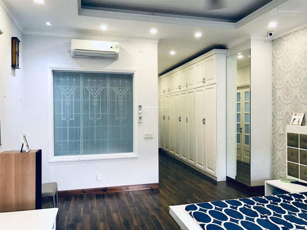Giảm gấp  hxh hoàng văn thụ, tân bình  dt 7x24m  4 tầng  giá 25 tỷ tl