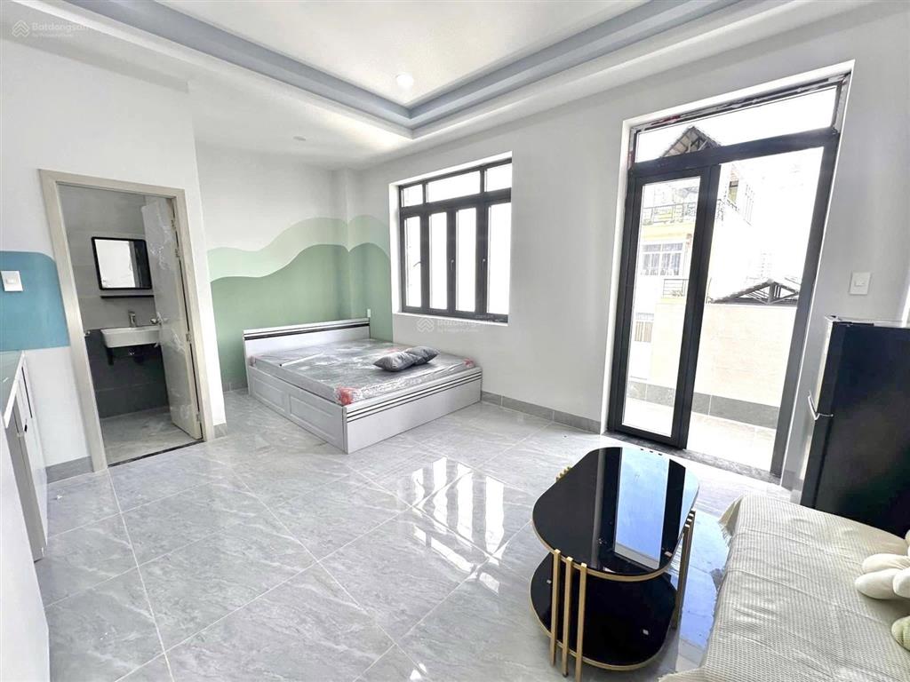Cho thuê căn hộ bình thạnh, ban công, thang máy, máy giặt riêng nhà mới cao cấp