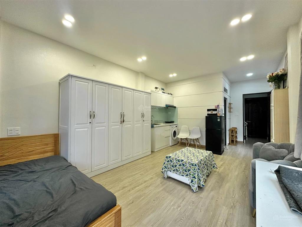 Cho thuê căn hộ bình thạnh, gần quận 1, full nội thất, ban công