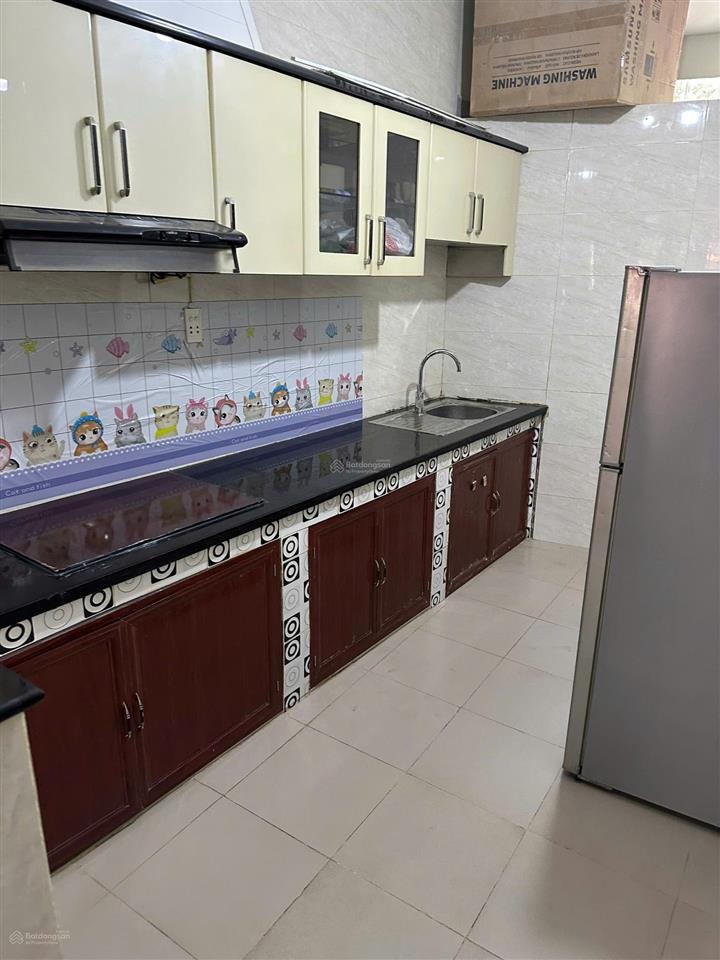 Phòng ktx đầy đủ tiện nghi đường ăn dương vương phường 4 quận 5
