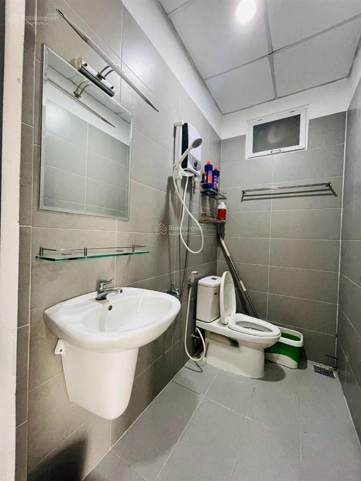 Phòng trọ ở ghép riêng tư đầy đủ tiện nghi cạnh trường đại học văn hiến tân bình