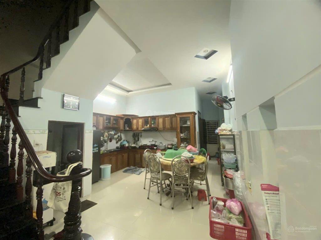 Mặt tiền kinh doanh nhà 3 tầng 5x21m2 trường thọ, thủ đức