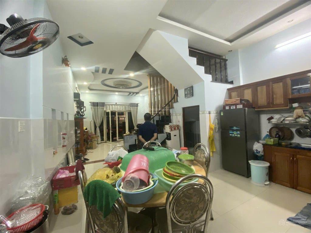 Mặt tiền kinh doanh nhà 3 tầng 5x21m2 trường thọ, thủ đức