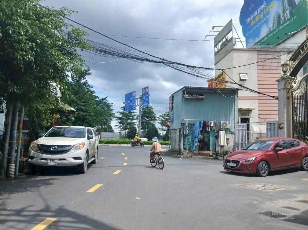 Đất ven sông 14x21m2 đường ô tô né nhau
hiệp bình chánh, thủ đức