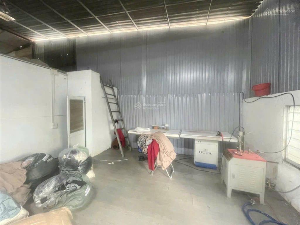 Bán đất trống 11x18m2 khu bên sông
hiệp bình chánh, thủ đức.