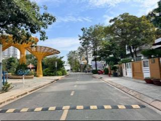 Biệt thự thăng long home 3 tầng 8x20m2
tam phú, thủ đức