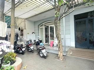 Biệt thự 4 tầng 8x20m2 khu víp bên sông hiệp bình chánh, thủ đức