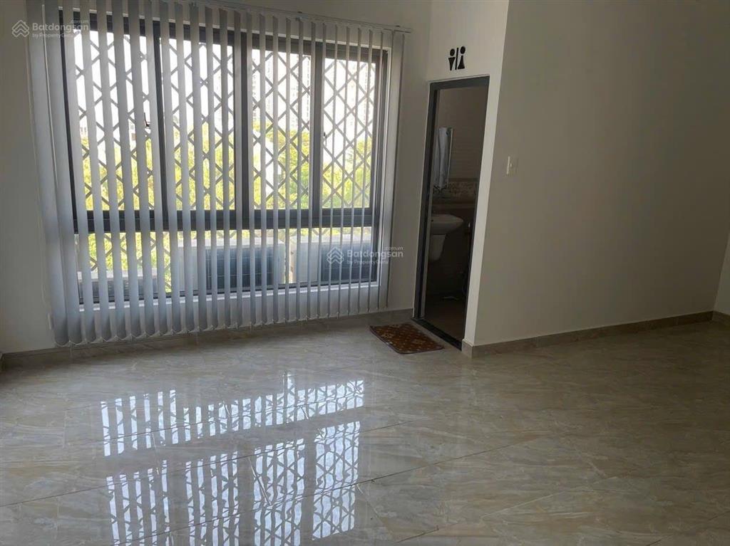 Tòa nhà 6 tầng 6x30m2 mặt tiền kinh doanh dương đình hội, phước long b