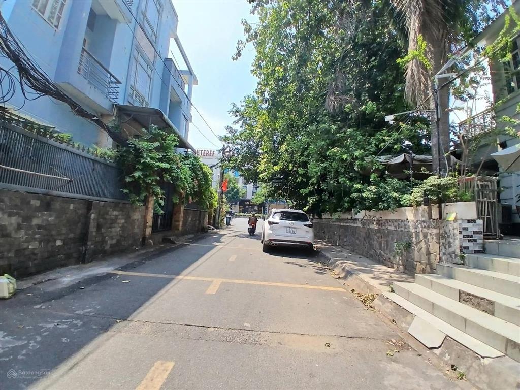 Biệt thự 2 tầng 10,2x21m2 đường ô tô né nhau lê văn việt, thủ đức