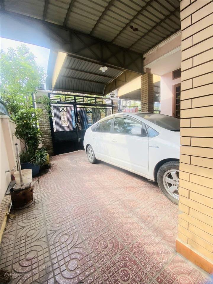 Biệt thự 2 tầng 10,2x21m2 đường ô tô né nhau lê văn việt, thủ đức