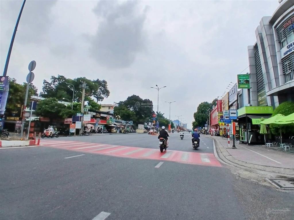 Mặt tiền kinh doanh tòa nhà 7 tầng 7x37m lê văn việt, thành phố thủ đức