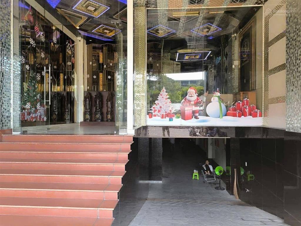 Mặt tiền kinh doanh tòa nhà 7 tầng 7x37m lê văn việt, thành phố thủ đức