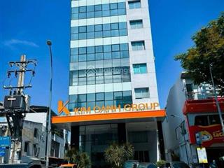 Cần bán gấp khách sạn 4* mặt tiền đường yên thế kế sân bay dt 8x20 k/c 7 tầng hđ 120 tr giá 43 tỷ