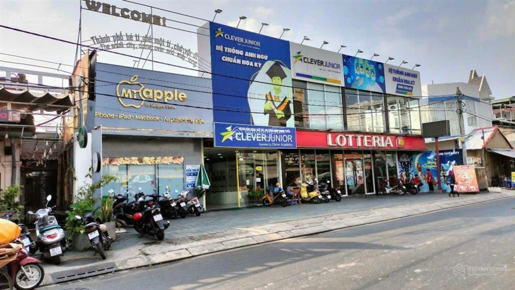 Bán gấp lô đất đẹp ngay quang trung, q12 dt 18x33m ctxd hầm 10 tầng giá 62 tỷ.  0902 827 *** đức