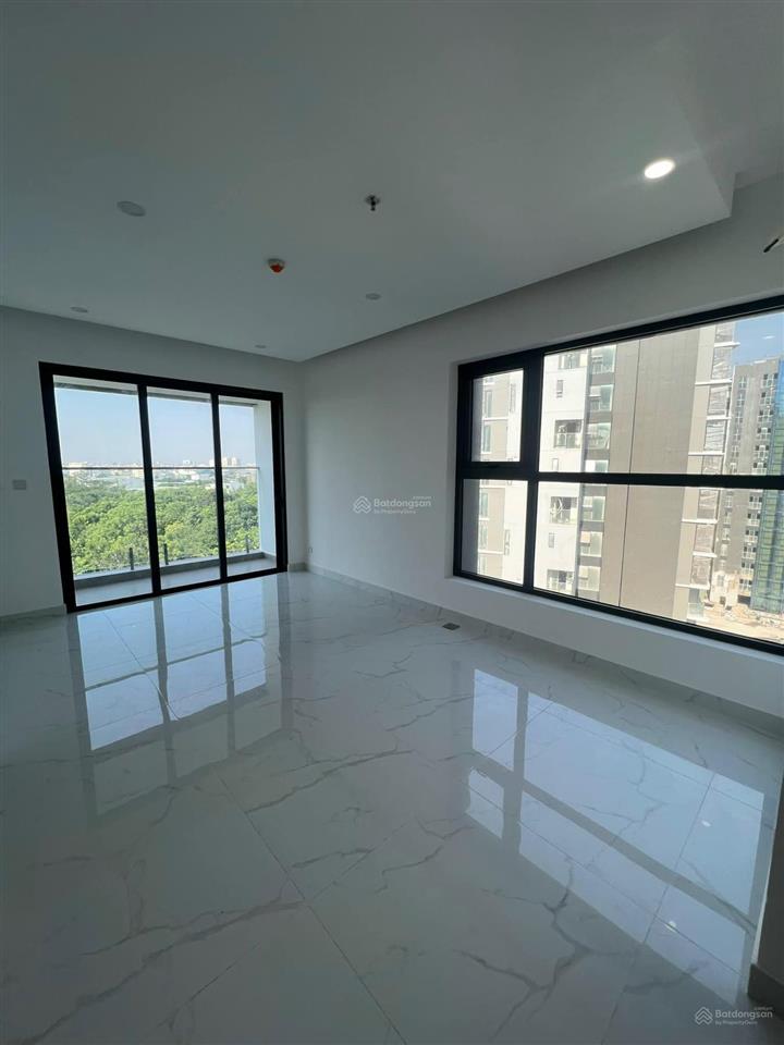1 căn hiếm có cho thuê 16 triệu/tháng ntcb 2pn 2wc tại diamond celadon city kèm 1 ô xe định danh