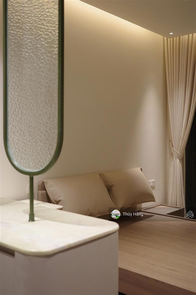 Diamond centery cho thuê 3pn full nt decor sang xịn, kèm 1 ô xe. nhà y hình