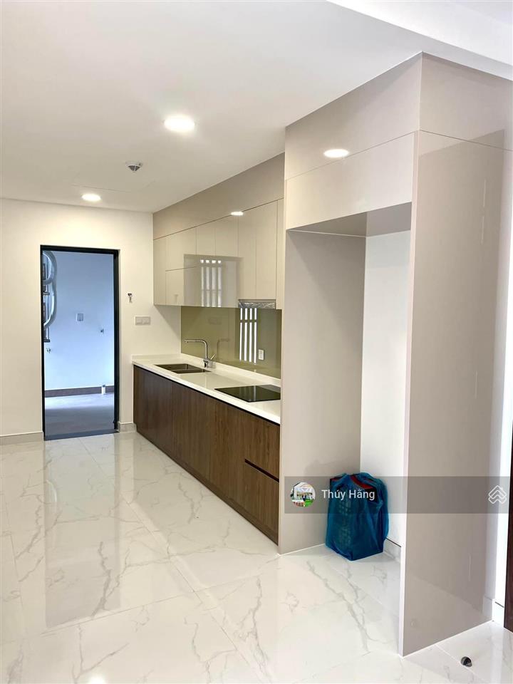 1 căn hiếm có cho thuê 2pn 2wc 85m2 ntcb kèm ô xe.  0989 076 ***