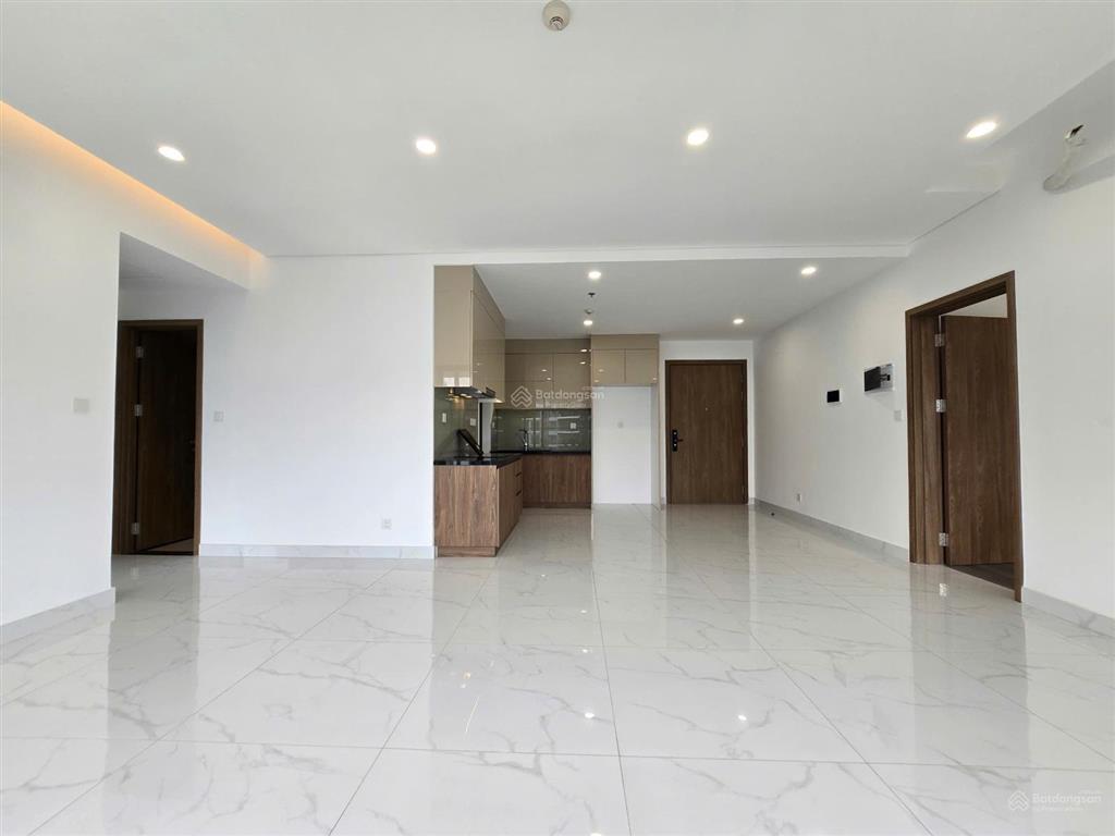 Hàng hót cho thuê căn 3pn 2wc 117m² ban công dài ntcb chỉ 22 triệu/tháng