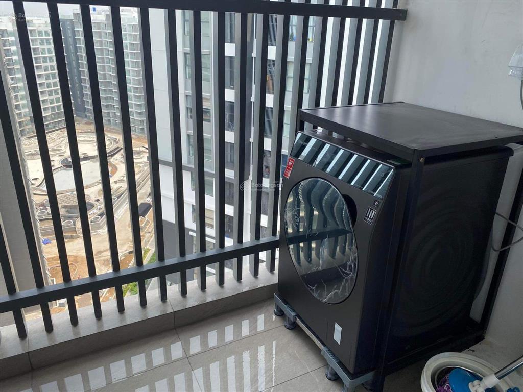 Cho thuê nhanh căn 2pn full nội thất kèm ô xe khu diamond alnata plus, celadon city.  0989 076 ***