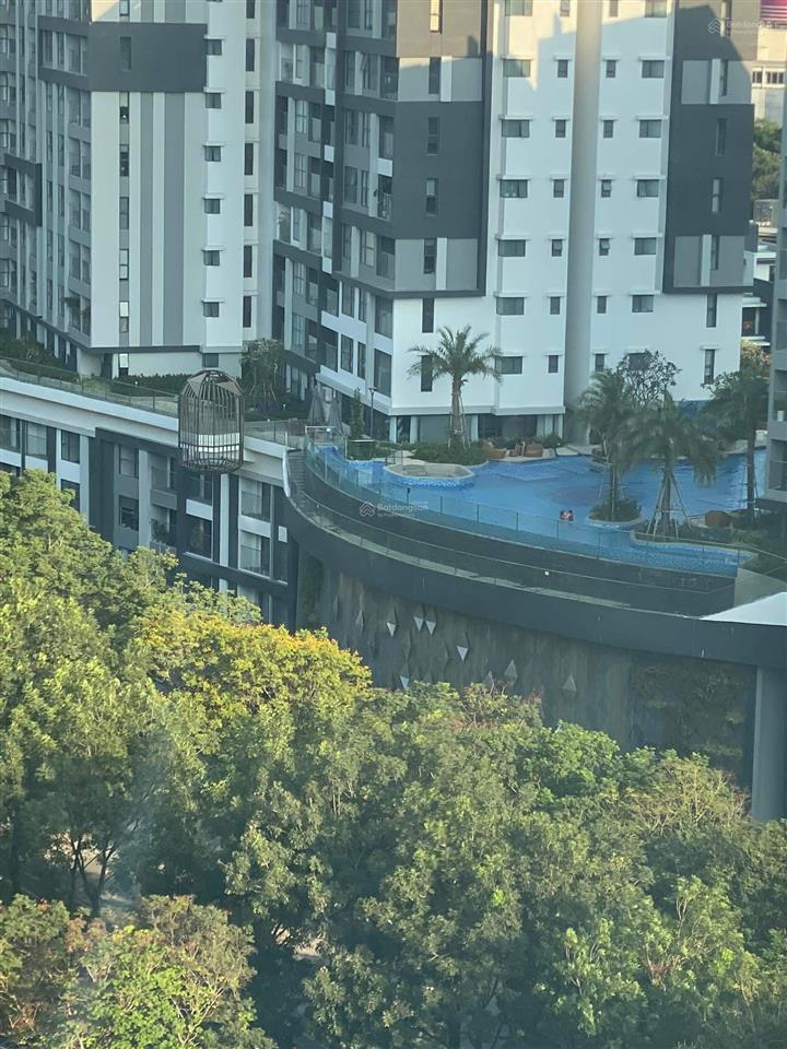 Cho thuê nhanh căn 2pn full nội thất kèm ô xe khu diamond alnata plus, celadon city.  0989 076 ***