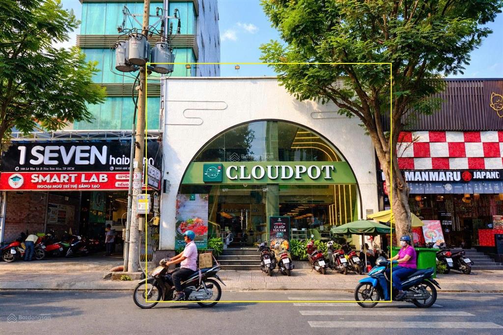 Cho thuê nhà lê văn sỹ ngang 9m sàn trống, vỉa hè rộng, dt~300m2
