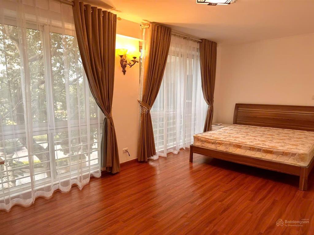 Chính chủ cần cho thuê ngay căn hộ 4 phòng ngủ tòa p2 ciputra