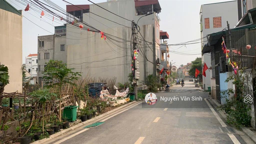 Bán lô đất đấu giá ao ngòi  đức thượng, hoài đức