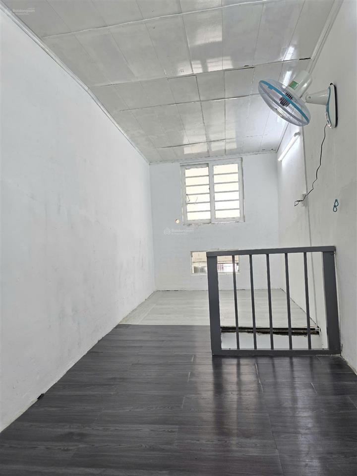 Cho thuê nhà nguyên căn 42m2, full nt, 2 cửa 2 mặt hẻm, pasteur