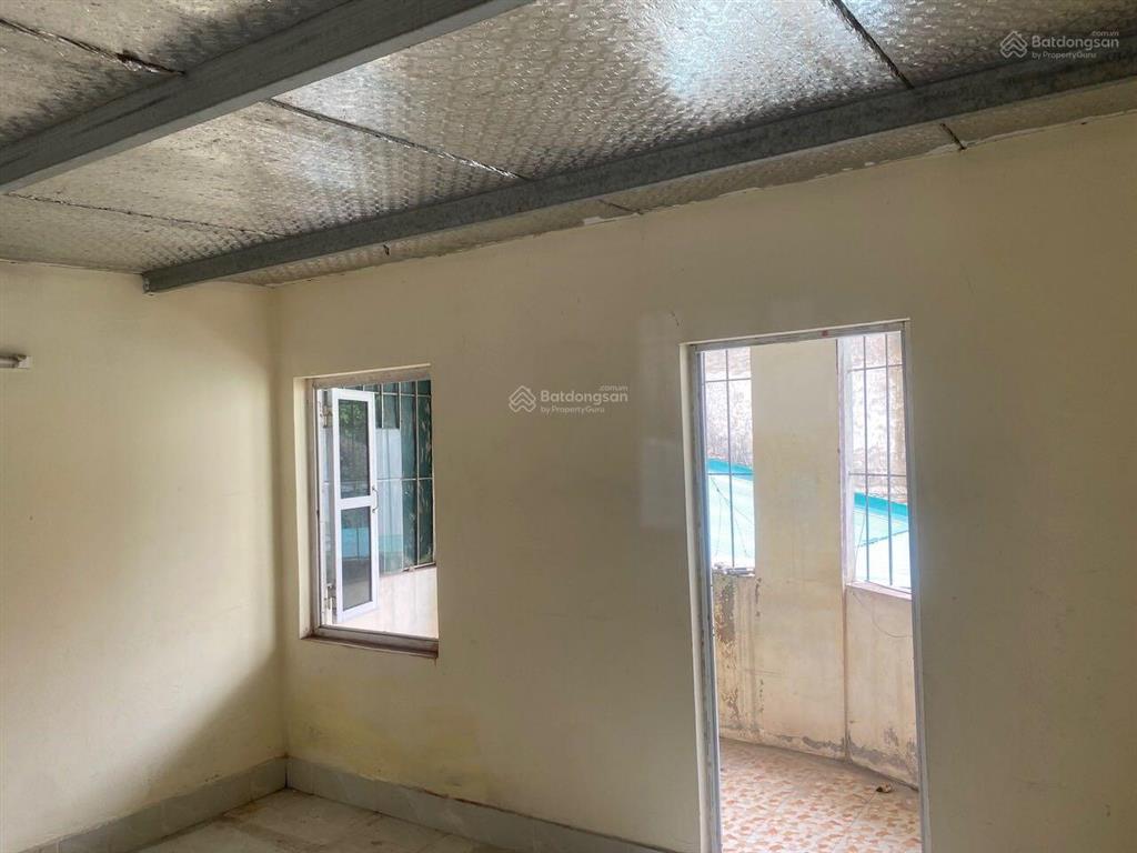 Cho thuê nhà cấp 4 40m2, ngách 5, ngõ 18, đường tả thanh oai, đại thanh, hà nội