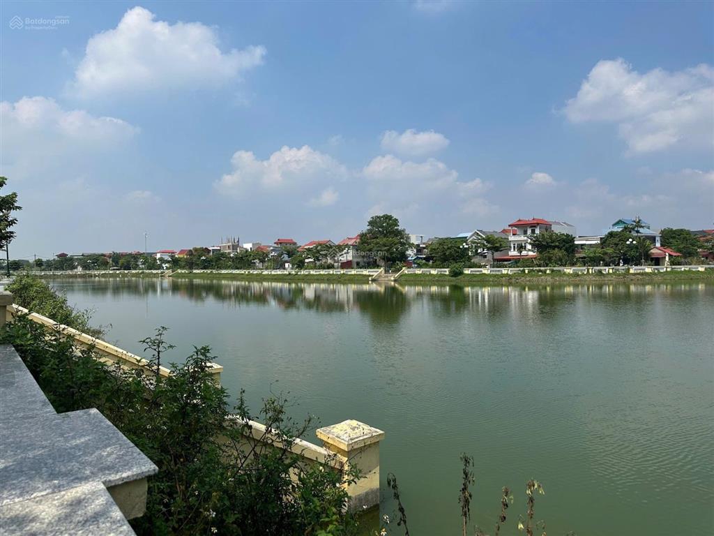 Tin được không. chỉ nhỉnh 4 tỷ nhà 4 tầng xây mới 40m2 lương nỗ sát thị trấn, thành phố thông minh